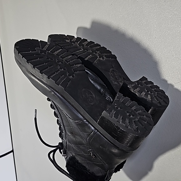 Michael Kors black size 7 Dallas boot - Picture 5 of 7